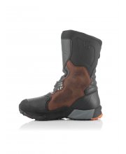 Alpinestars XT-8 Gore-Tex Motorcycle Boots at JTS Biker Clothing