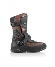 Alpinestars XT-8 Gore-Tex Motorcycle Boots at JTS Biker Clothing